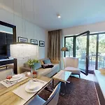 White Pearl 3.06 Apartment *